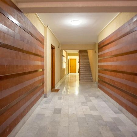 Stanza Comoda E Silenziosa Con Bagno Privato E Area Lavoro E Relax Рим Екстериор снимка